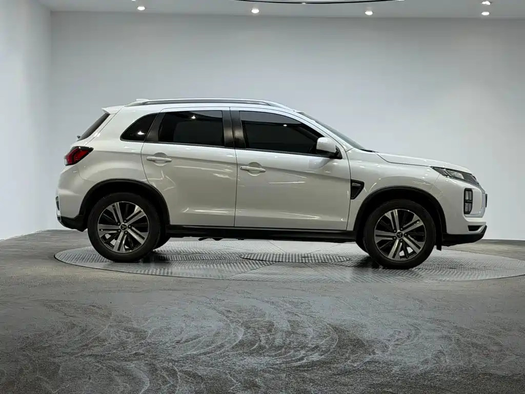 Mitsubishi ASX — фото 5