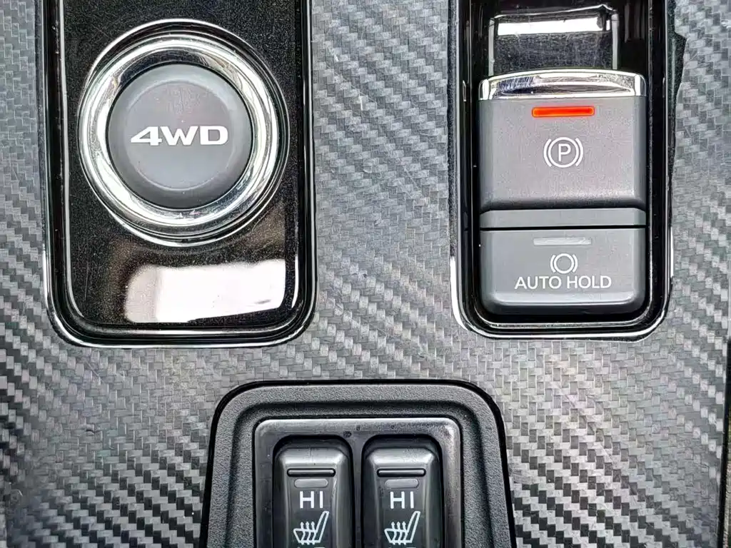 Mitsubishi Outlander — фото 13