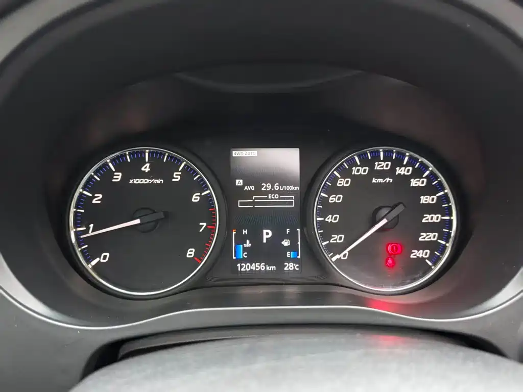 Mitsubishi Outlander — фото 21