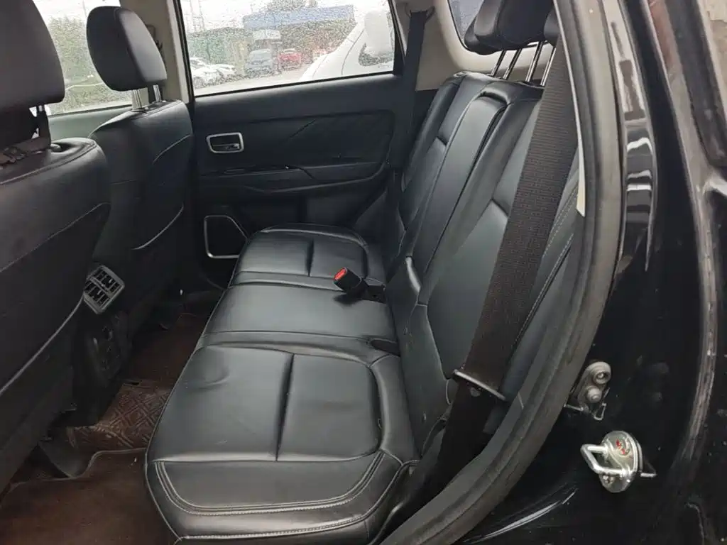 Mitsubishi Outlander — фото 17
