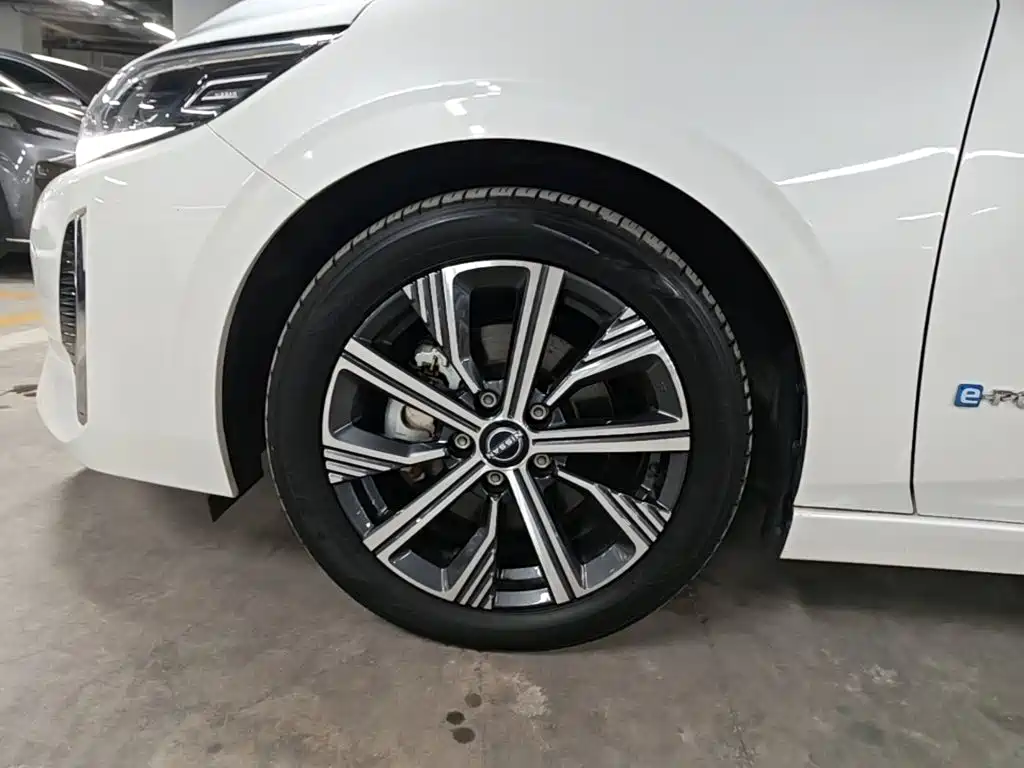 Nissan Sylphy — фото 23