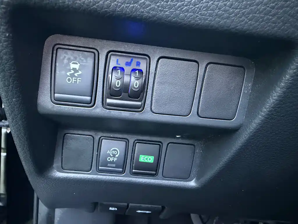 Nissan Qashqai — фото 15