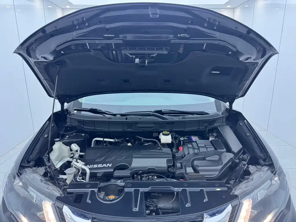 Nissan X-Trail — фото 16