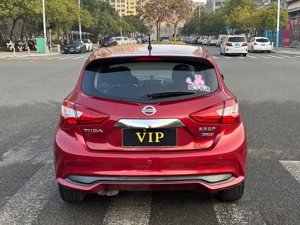 Nissan Tiida — фото 8