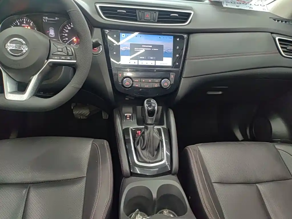 Nissan Qashqai — фото 13