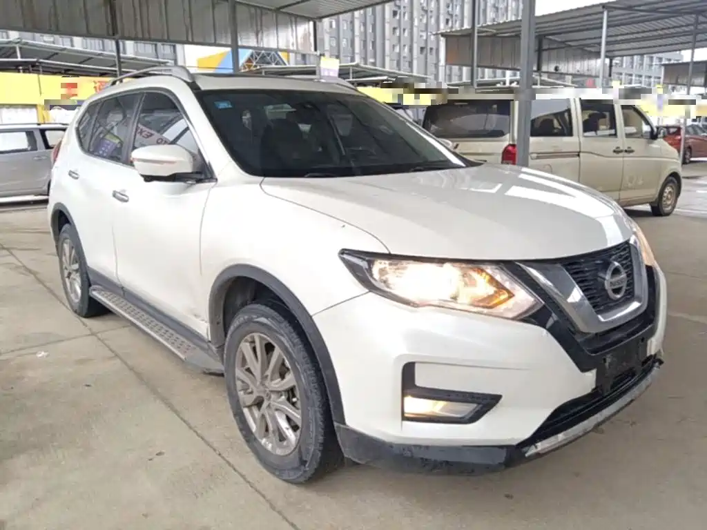 Nissan X-Trail — фото 4