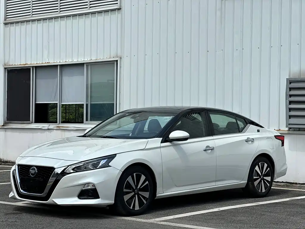 Nissan Teana — фото 3