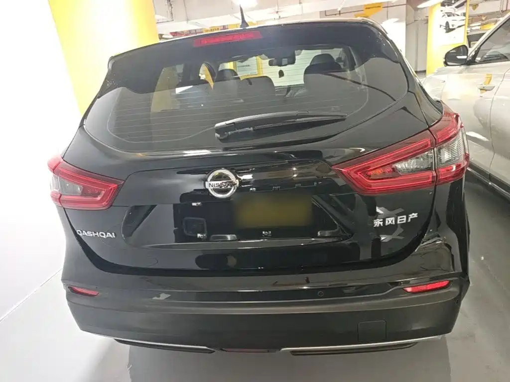 Nissan Qashqai — фото 6
