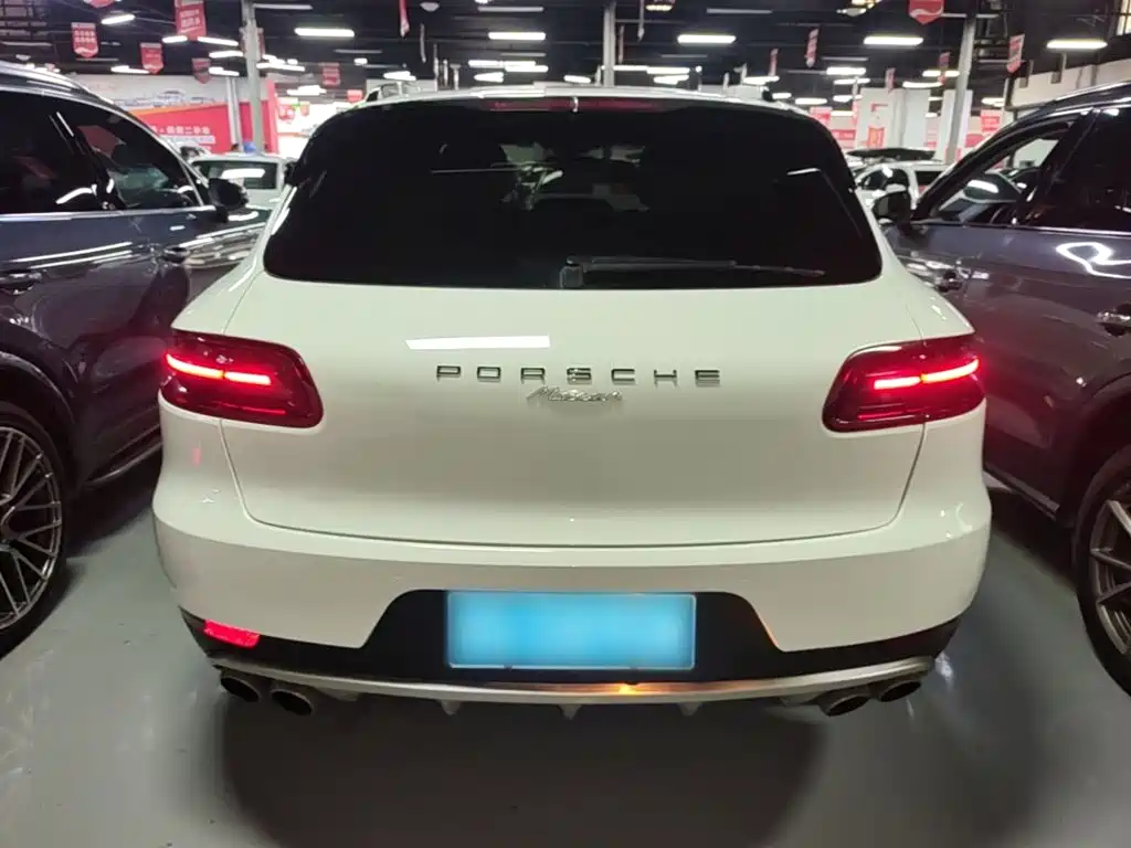 Porsche Macan — фото 6