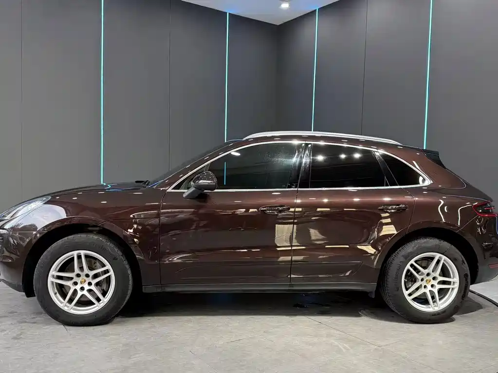 Porsche Macan — фото 4