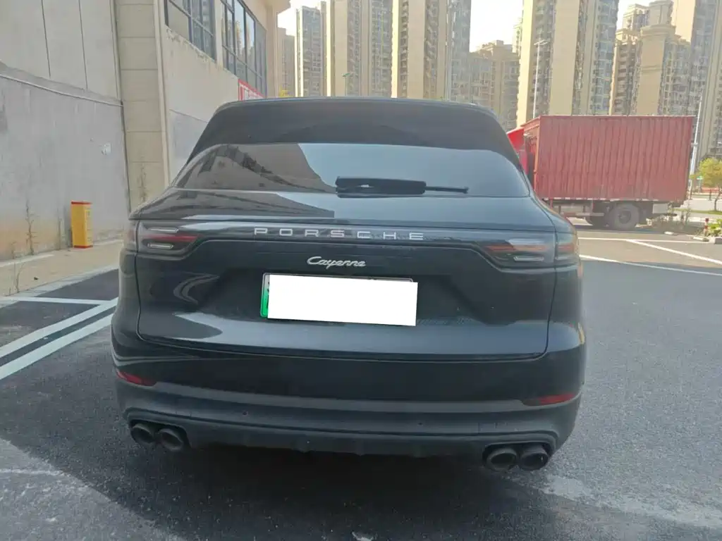 Porsche Cayenne Hybrid — фото 3