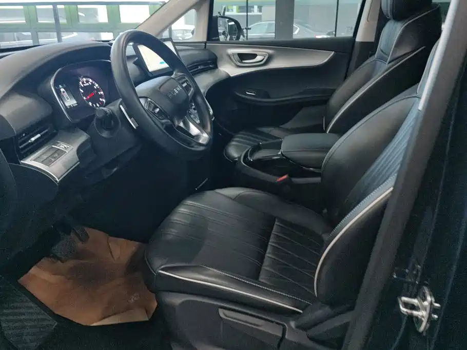 Roewe iMAX8 — фото 9