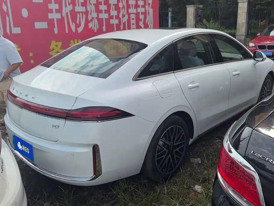 Roewe M7 DMH — фото 3
