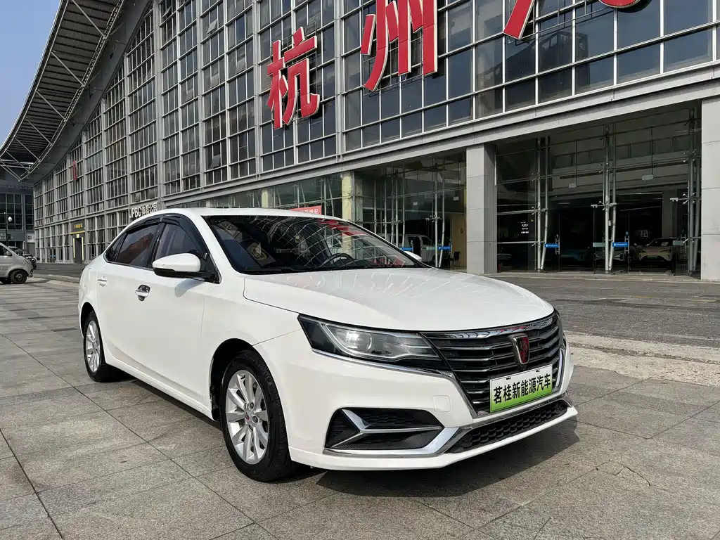 Roewe i6 New Energy — фото 3