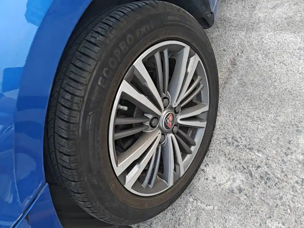 Roewe i5 — фото 23