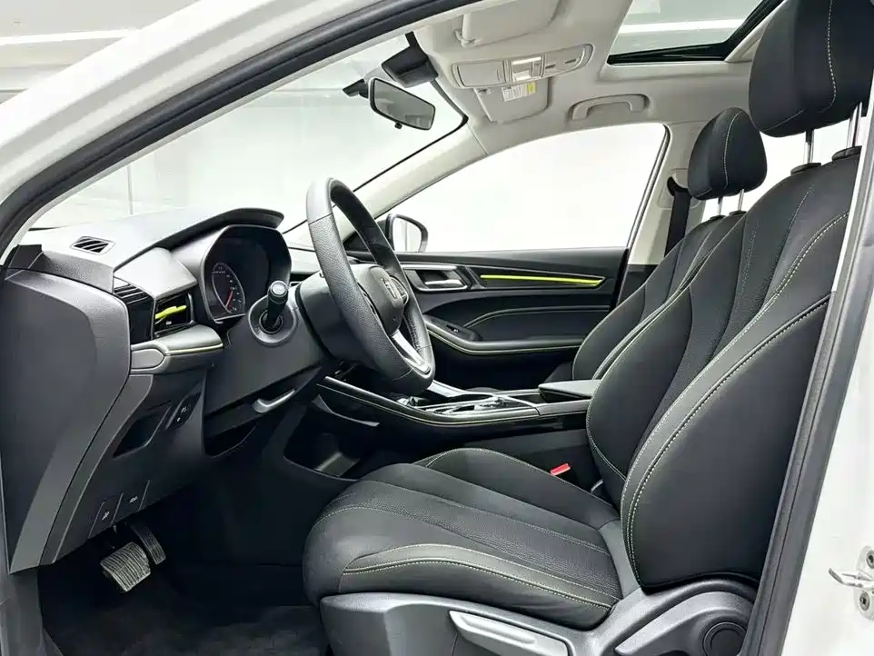 Roewe i5 — фото 4
