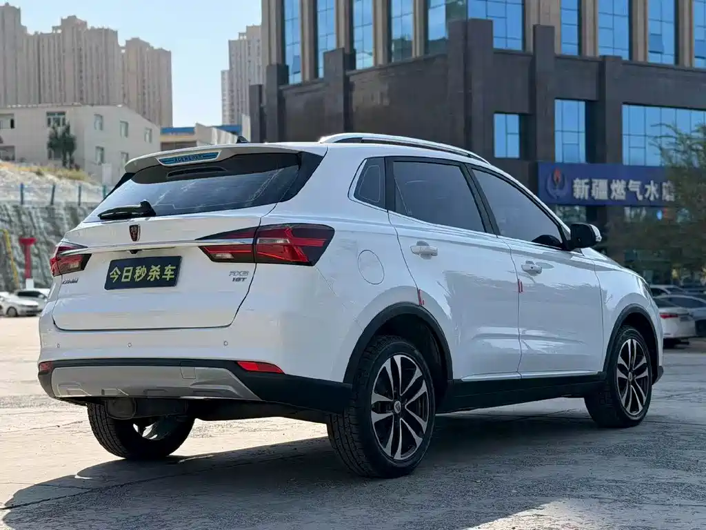 Roewe RX3 — фото 7