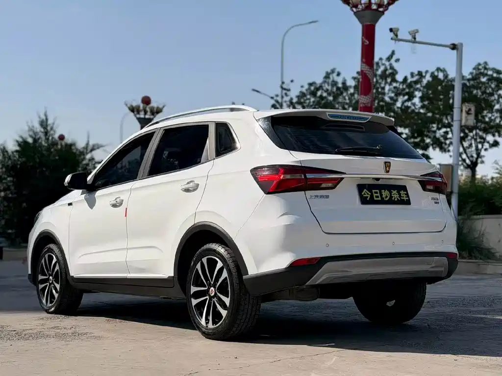 Roewe RX3 — фото 9
