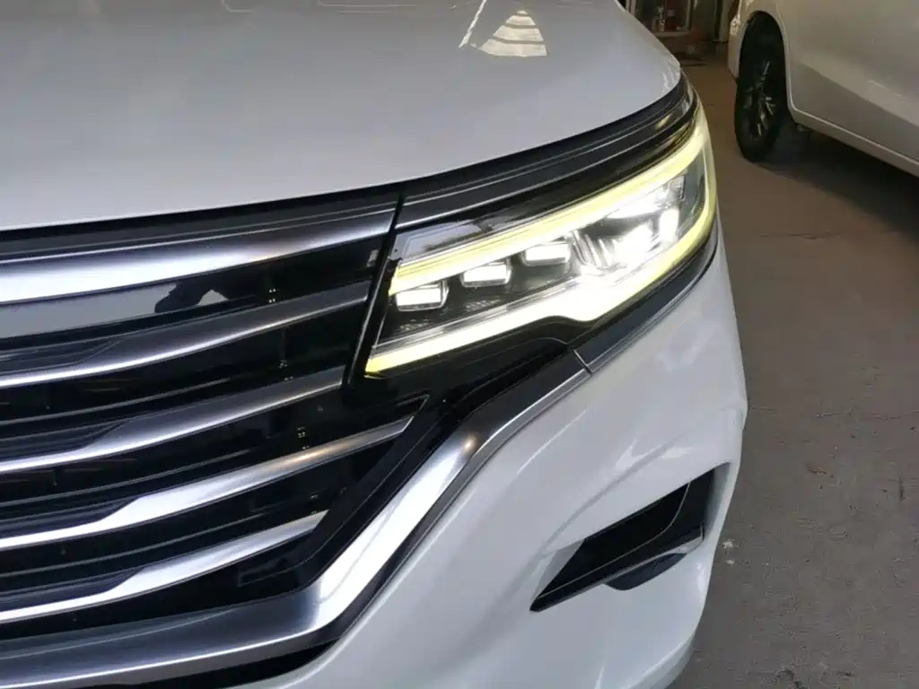 Roewe RX5 MAX — фото 24