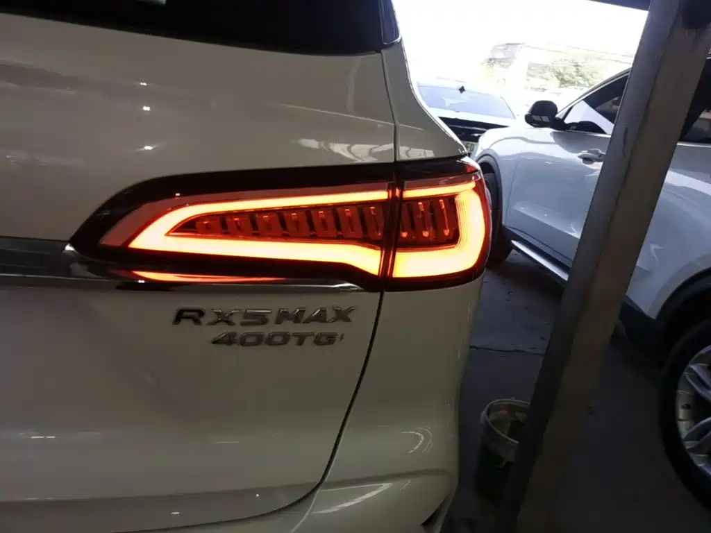 Roewe RX5 MAX — фото 8