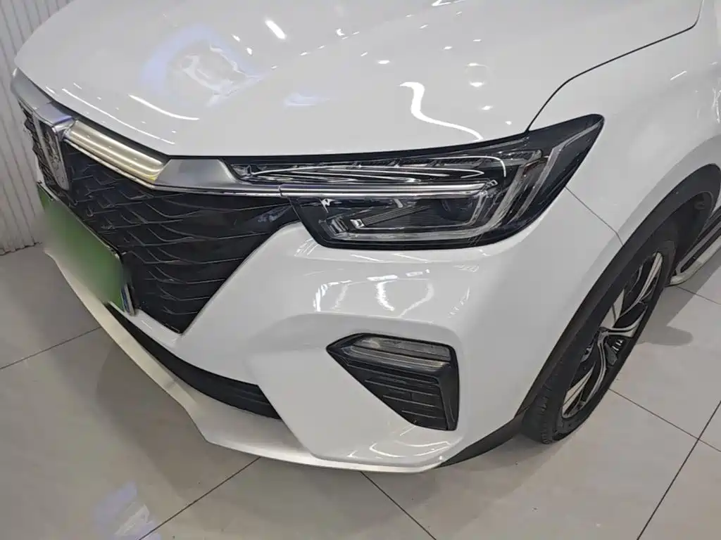 Roewe RX5 — фото 24