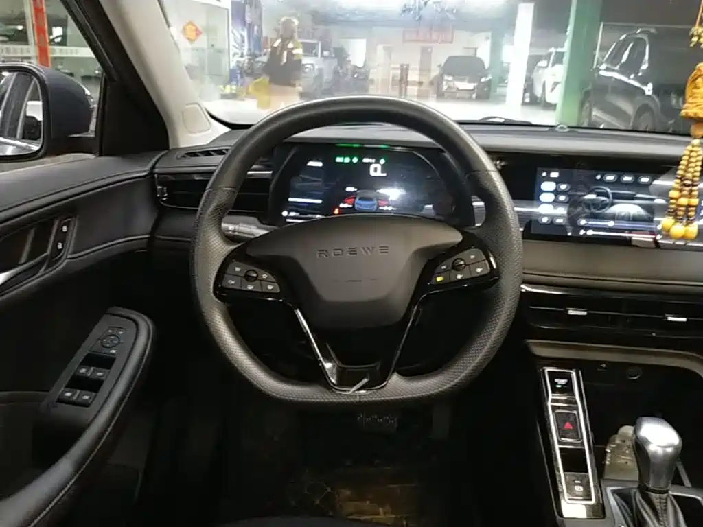 Roewe i5 — фото 11
