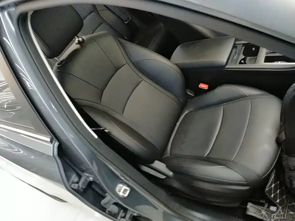 Roewe i5 — фото 25