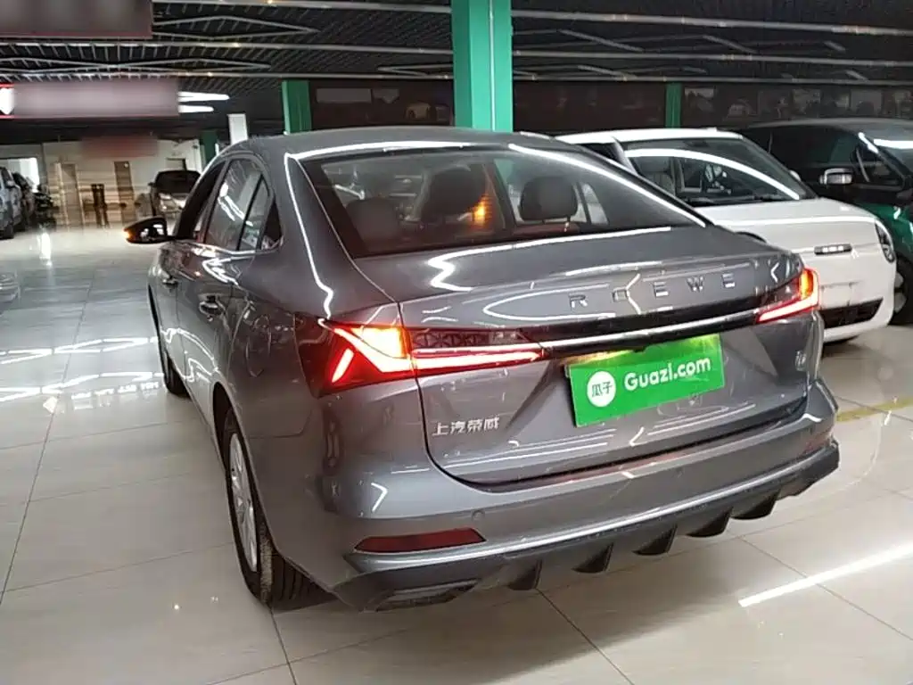 Roewe i5 — фото 5