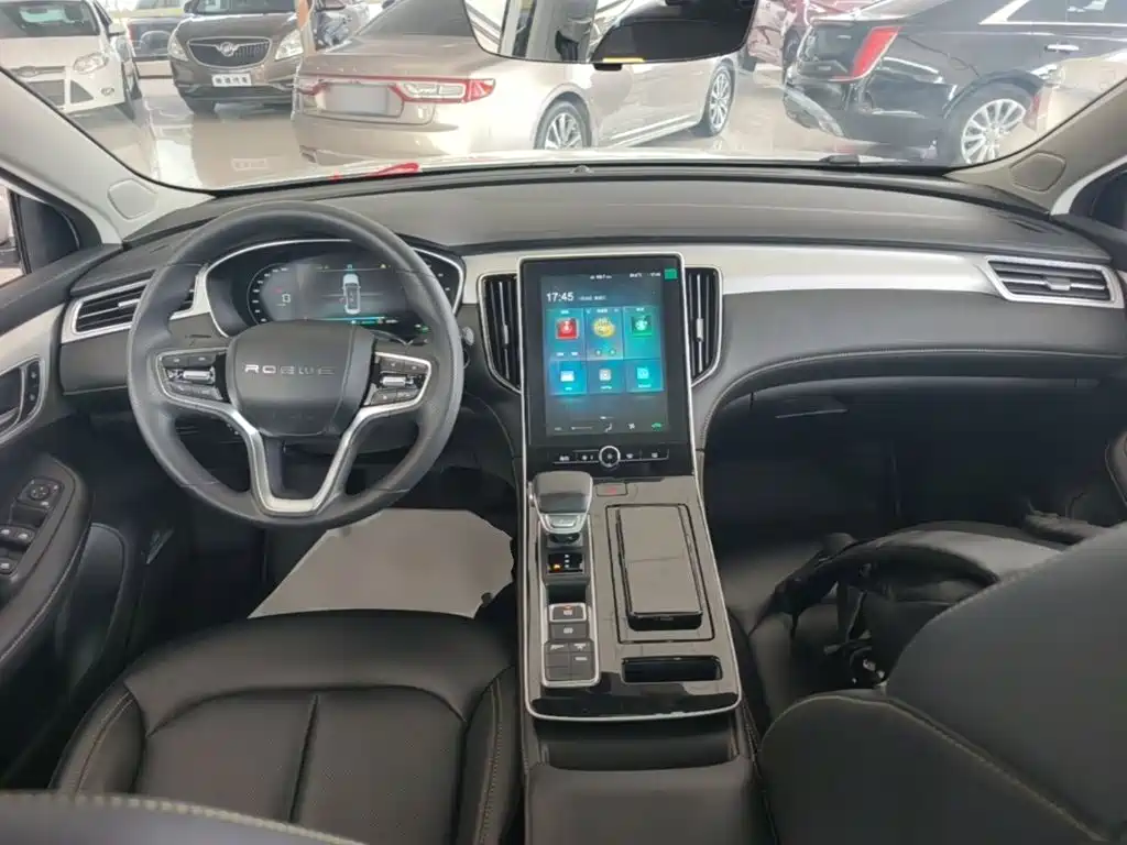 Roewe i6 MAX New Energy — фото 10