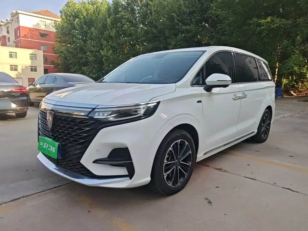 Roewe iMAX8 — фото 2