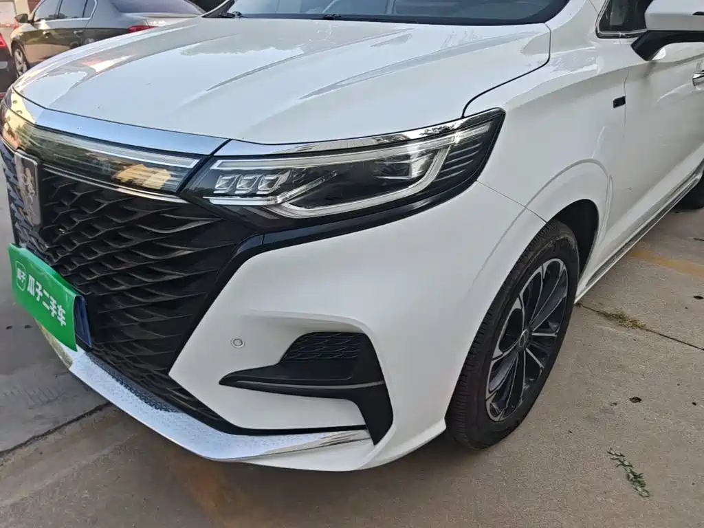 Roewe iMAX8 — фото 24