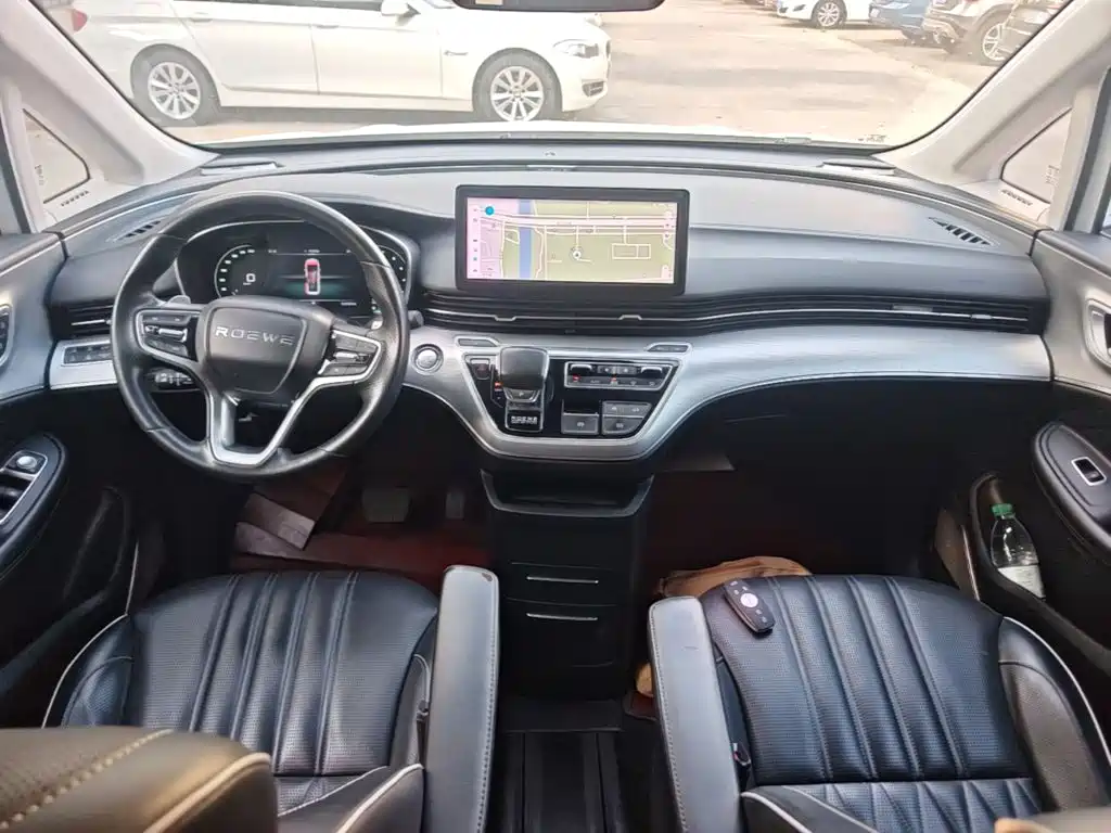 Roewe iMAX8 — фото 10