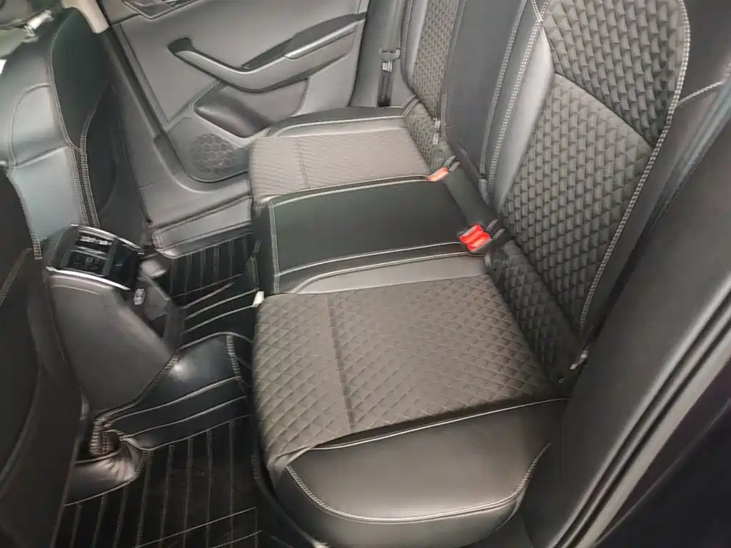 Skoda Superb — фото 17