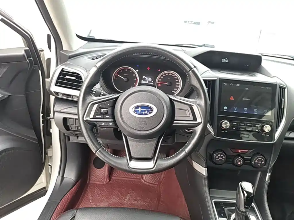 Subaru Forester — фото 11