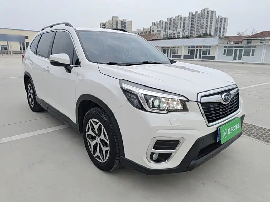 Subaru Forester — фото 4