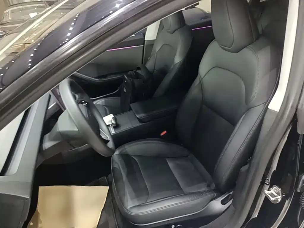 Tesla Model 3 — фото 15
