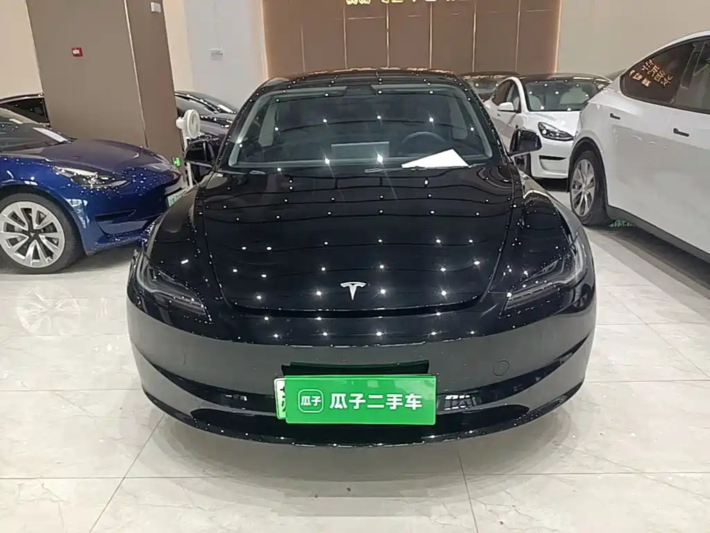Tesla Model 3 — фото 3