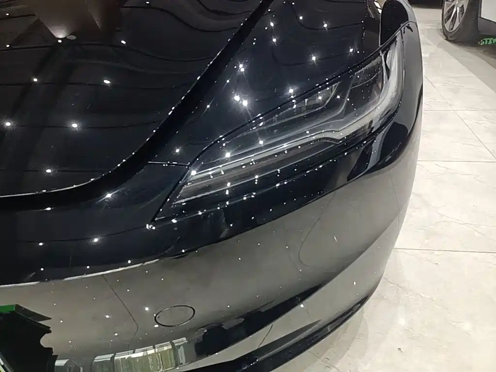 Tesla Model 3 — фото 24