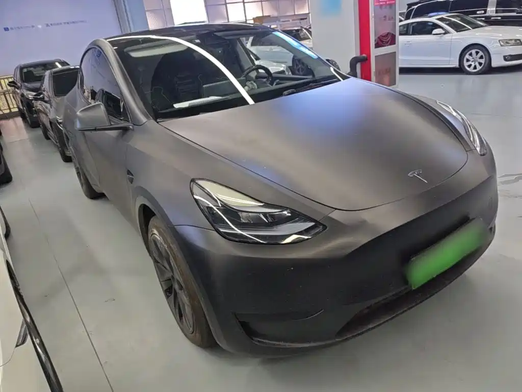 Tesla Model Y — фото 4