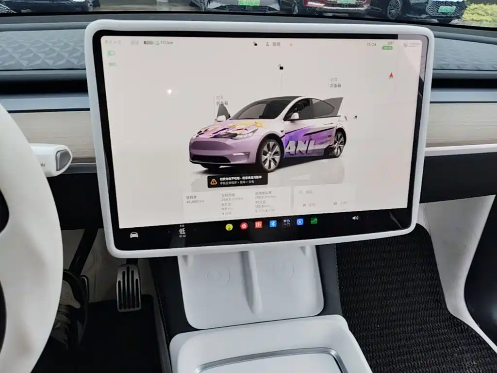 Tesla Model Y — фото 13