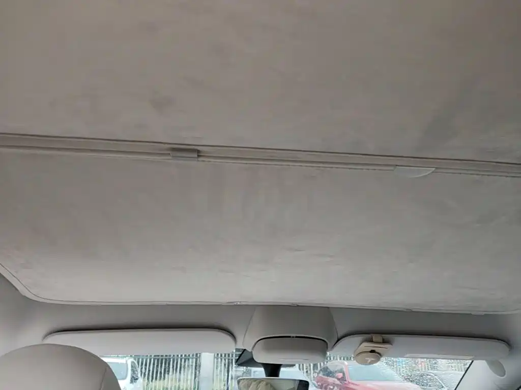 Tesla Model Y — фото 18