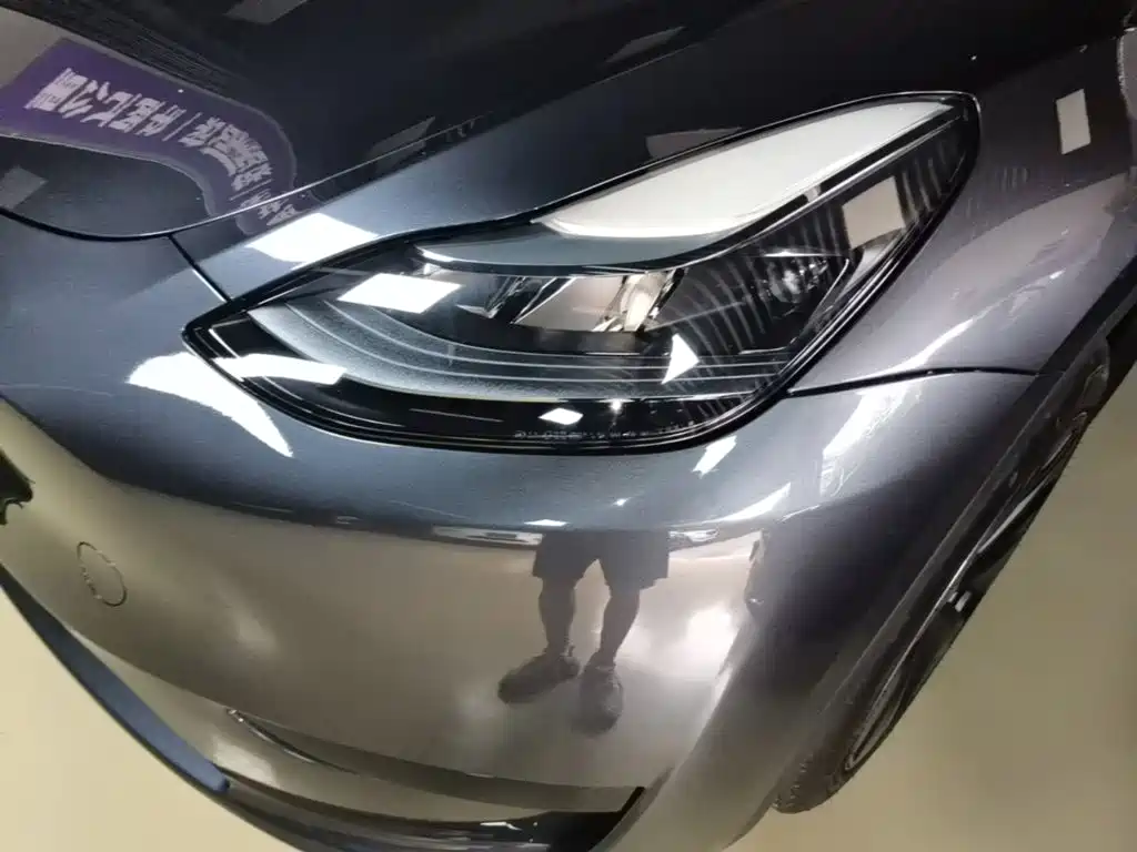 Tesla Model Y — фото 24