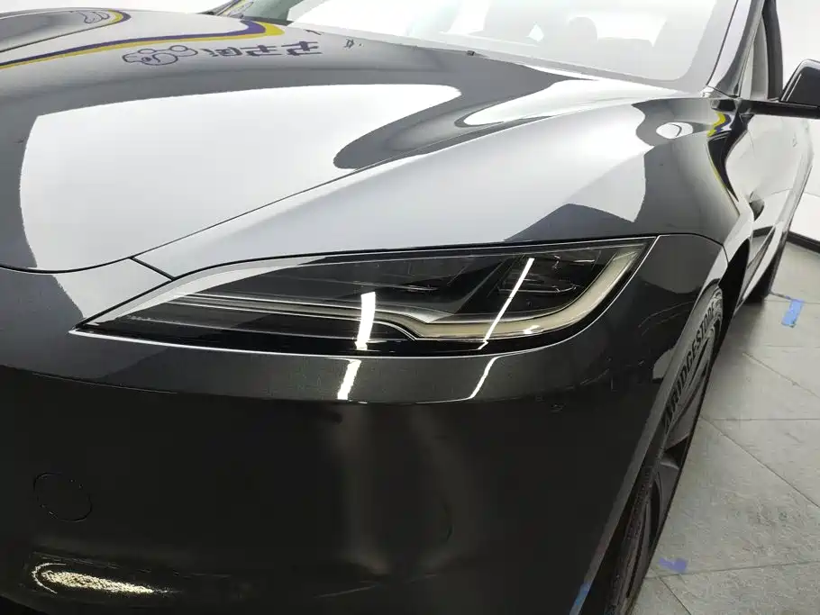Tesla Model 3 — фото 5