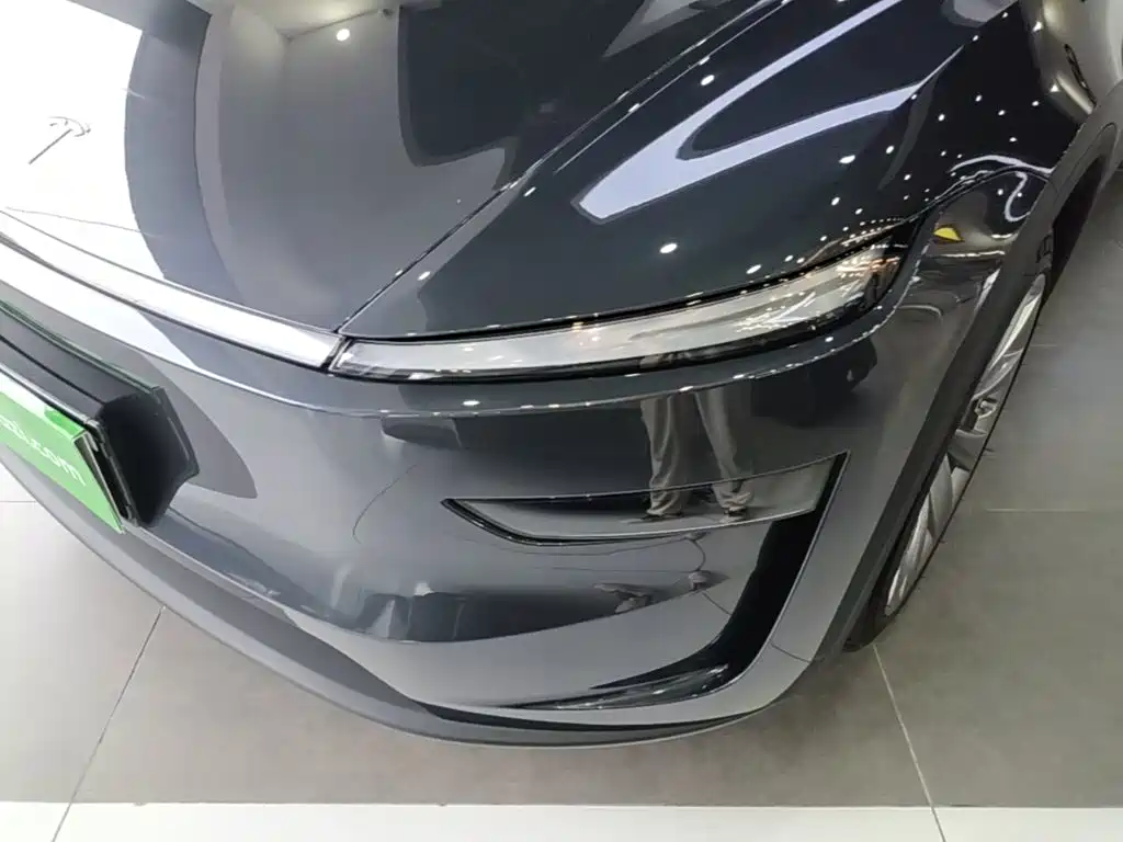 Tesla Model Y — фото 24