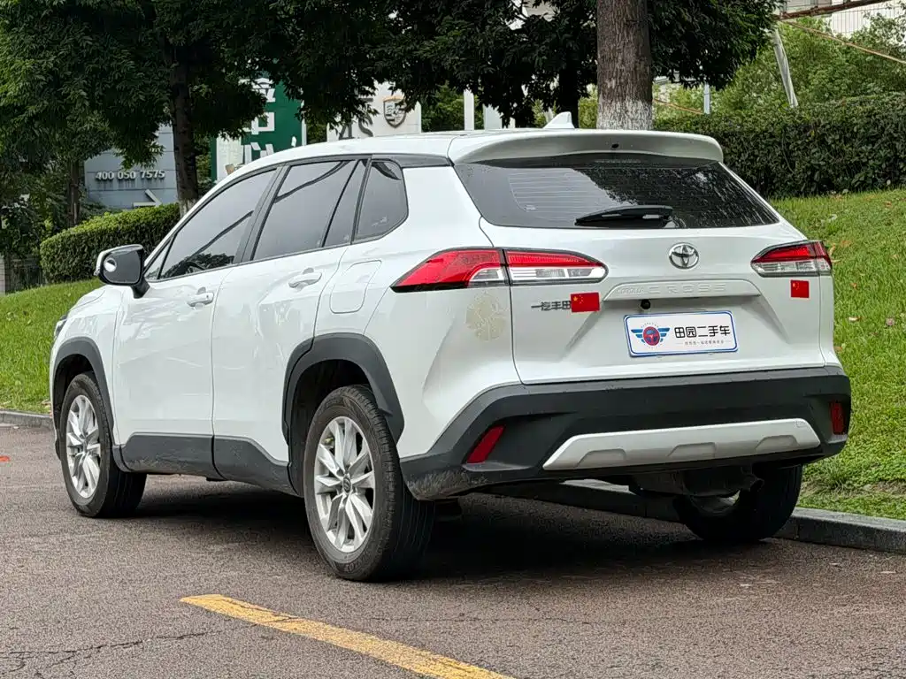 Toyota Corolla Cross — фото 4