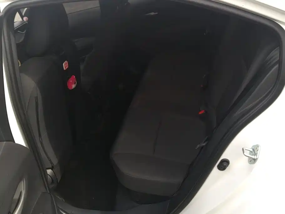 Toyota Levin — фото 11