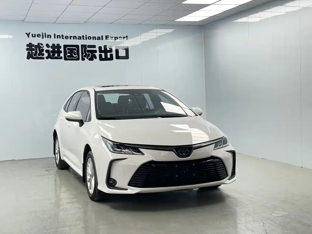 Toyota Corolla — фото 3