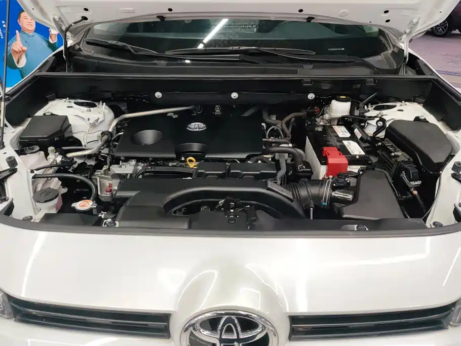 Toyota Wildlander — фото 10