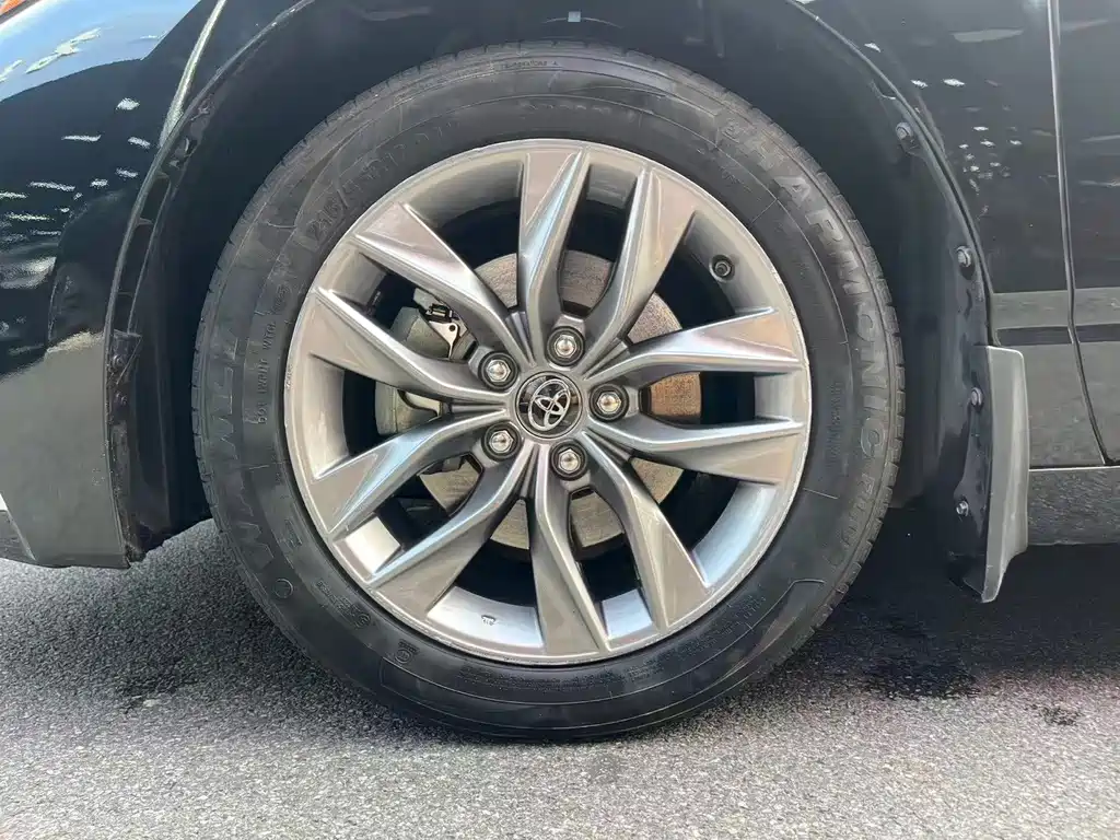Toyota Avalon — фото 14