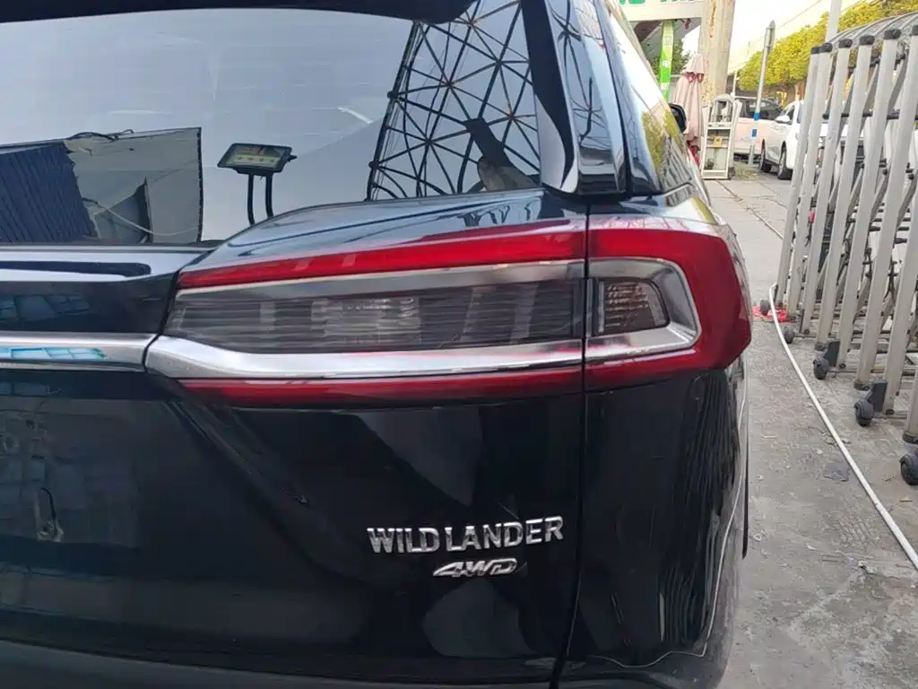 Toyota Wildlander — фото 8